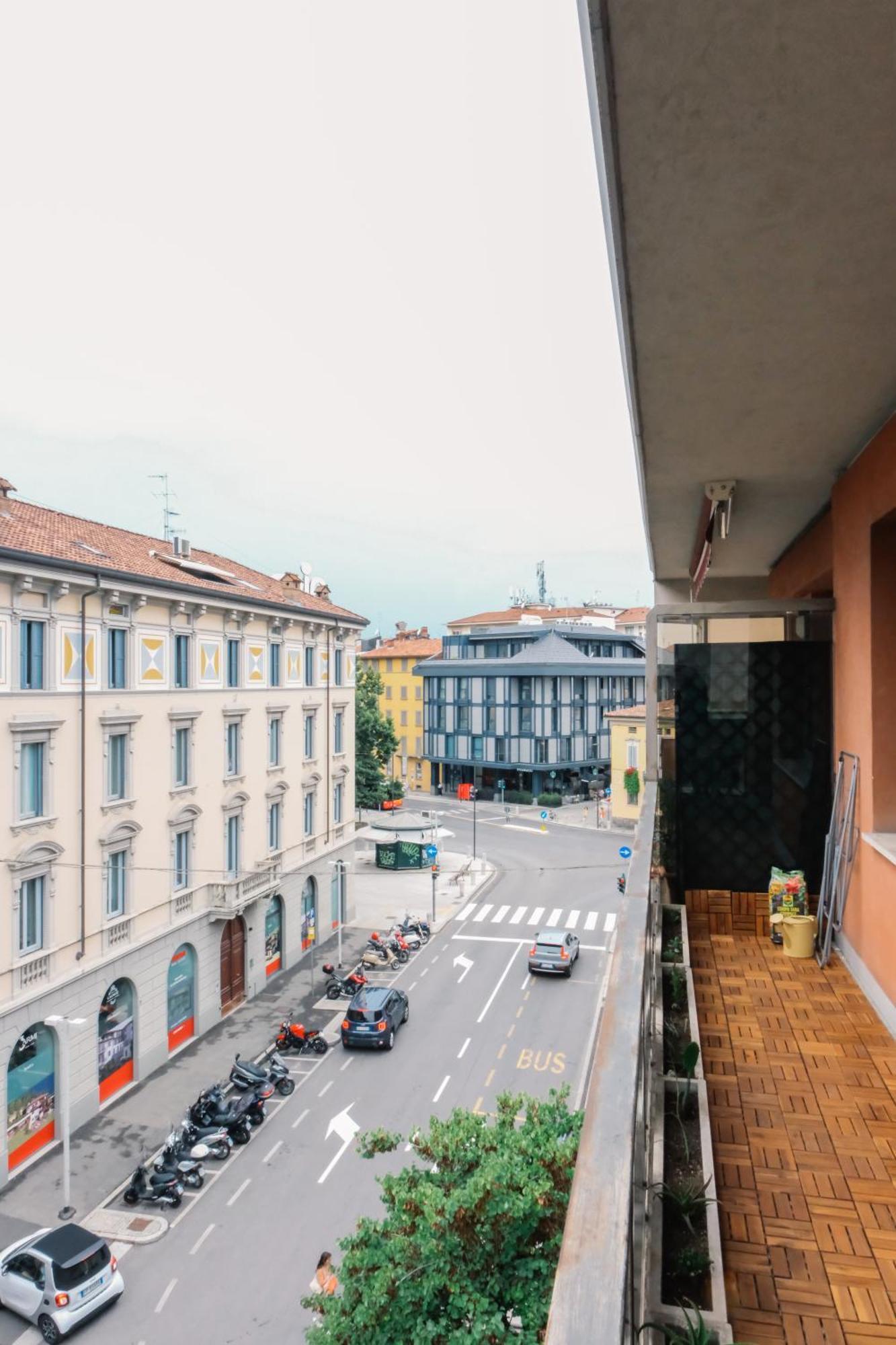 Flora Inn, Paglia 2 - Nel Cuore Del Centro Citta Бергамо Екстериор снимка